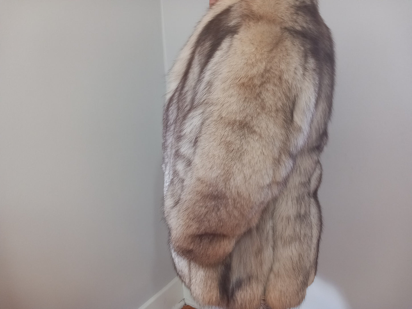 Great condition unique and luxury real fox coat, winter coat, taxidermy
