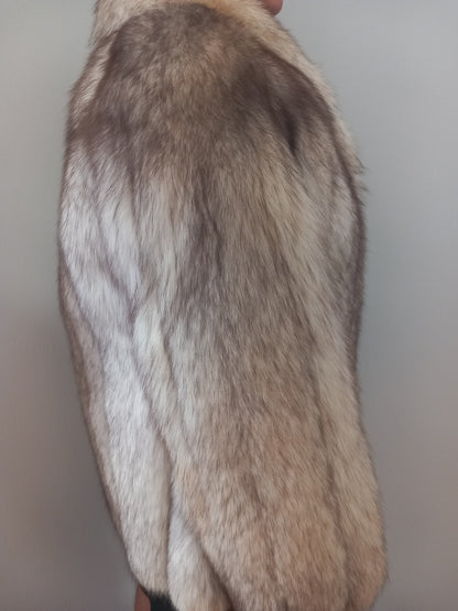 Great condition unique and luxury real fox coat, winter coat, taxidermy