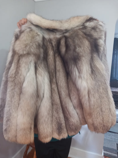 Great condition unique and luxury real fox coat, winter coat, taxidermy