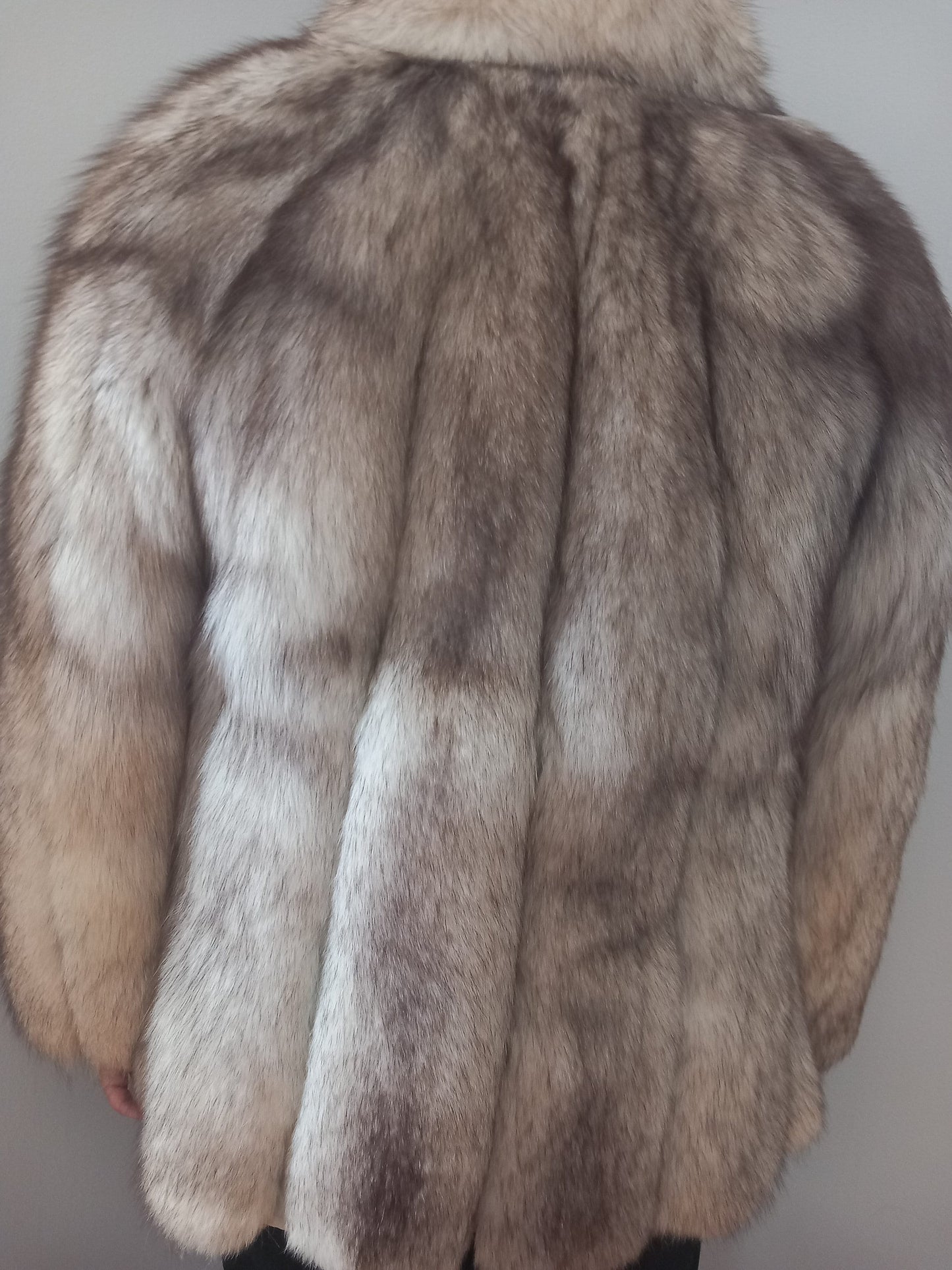 Great condition unique and luxury real fox coat, winter coat, taxidermy