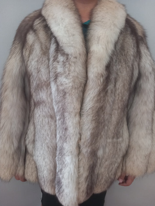 Great condition unique and luxury real fox coat, winter coat, taxidermy